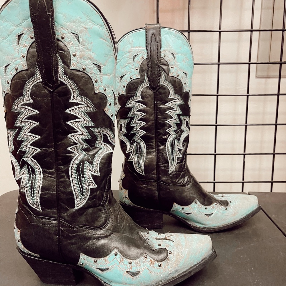perfect condition boots